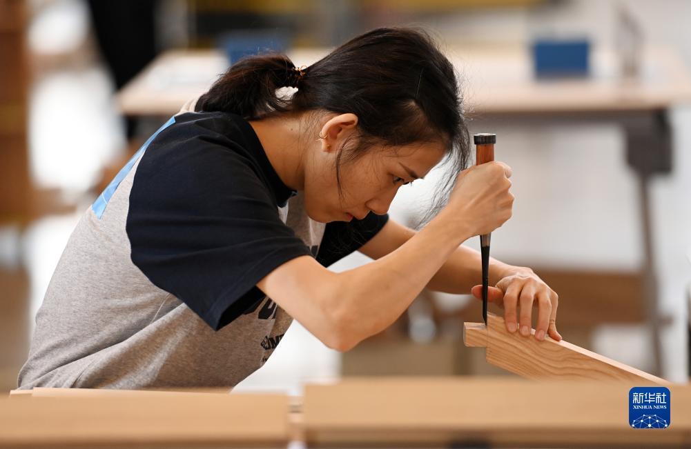 跳高高老虎机下载